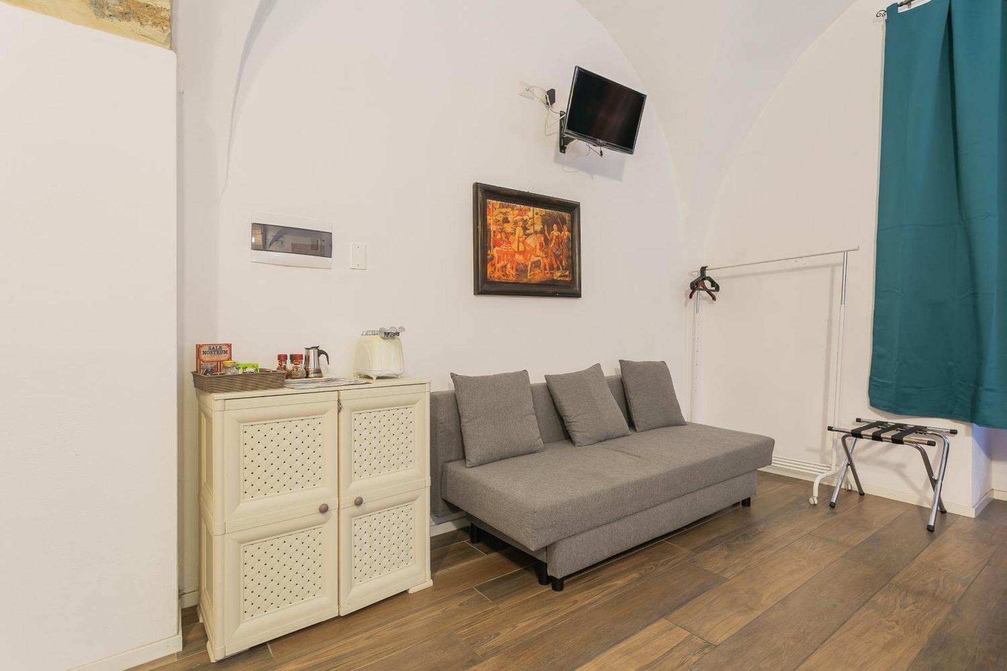 Red Rooms By Wonderful Italy Бари Экстерьер фото